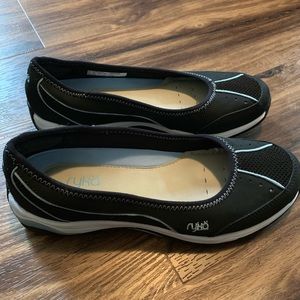 Slip on Ryka shoes - like new!